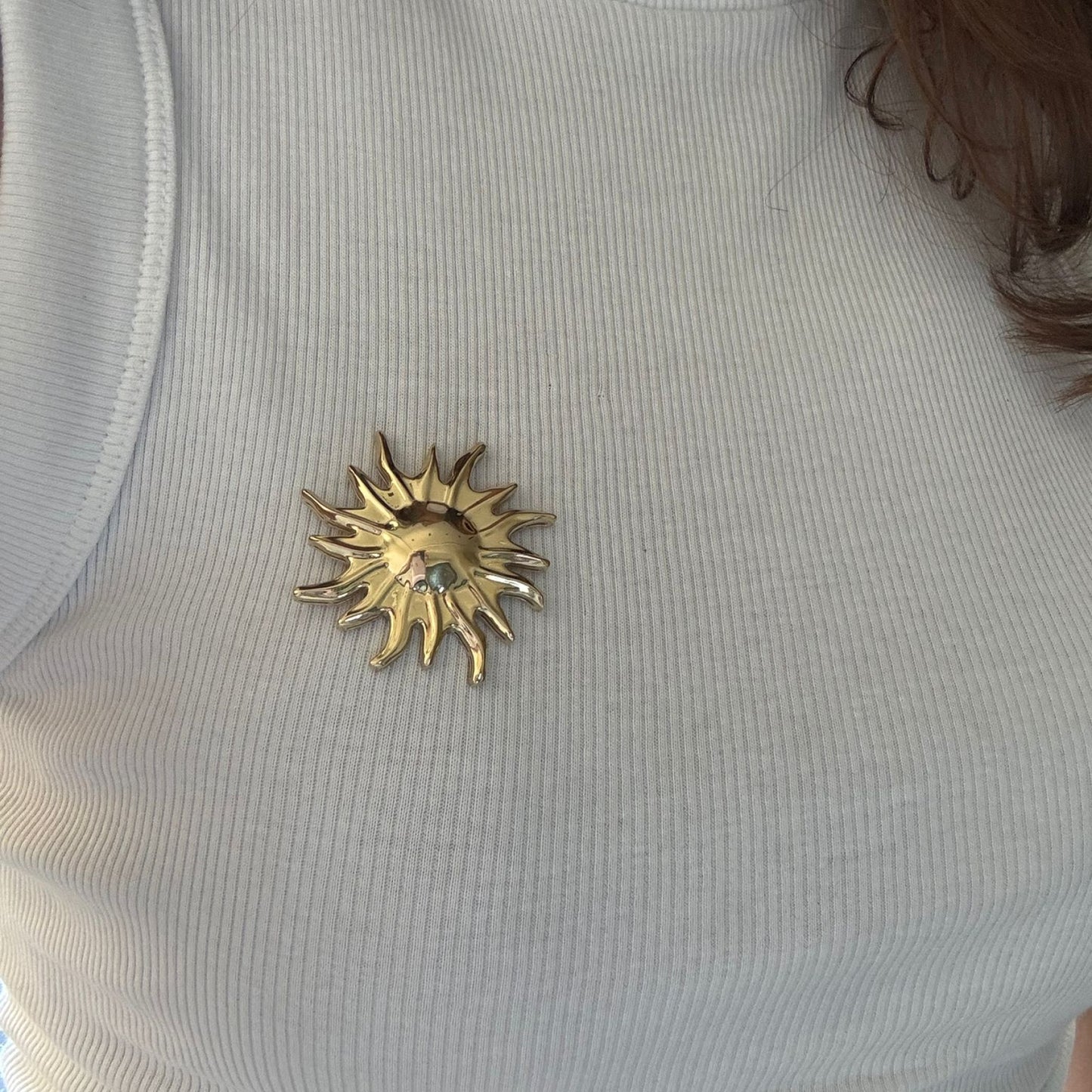 Arev Broche